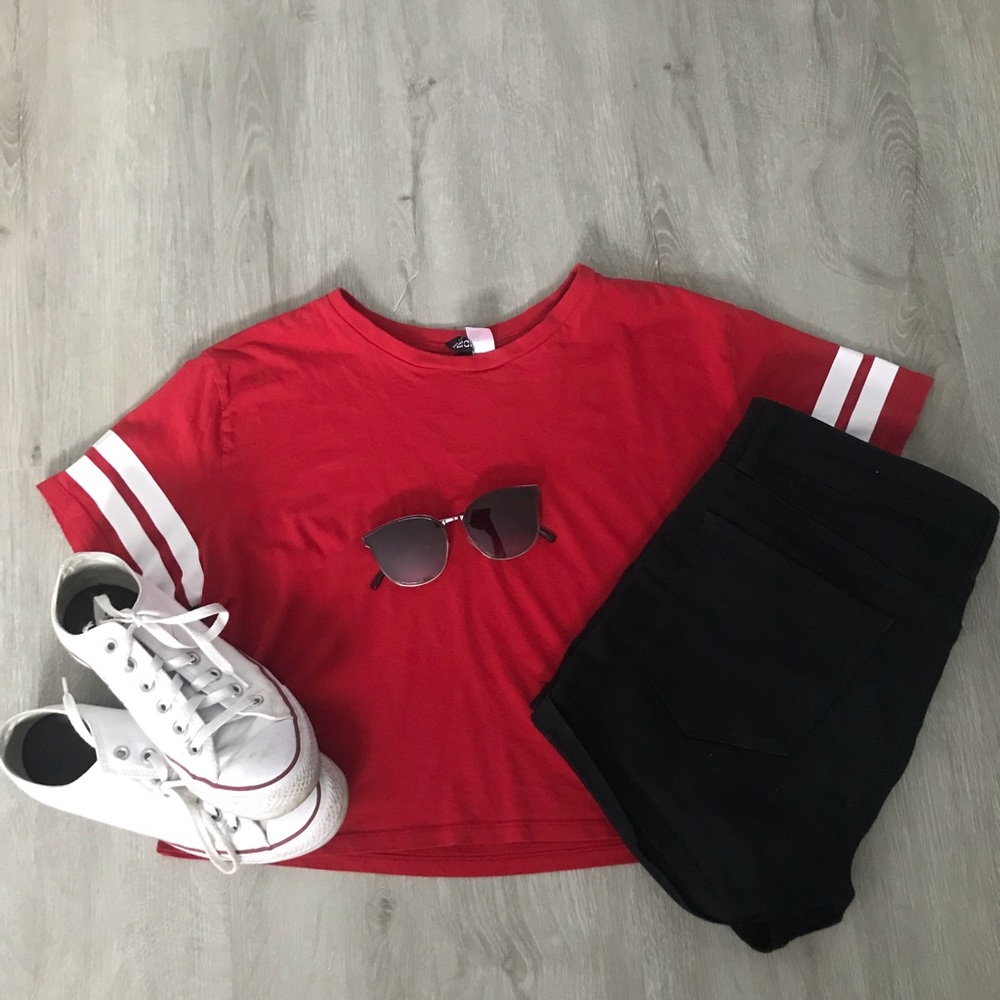 red crop top & two white stripes on the sleeves